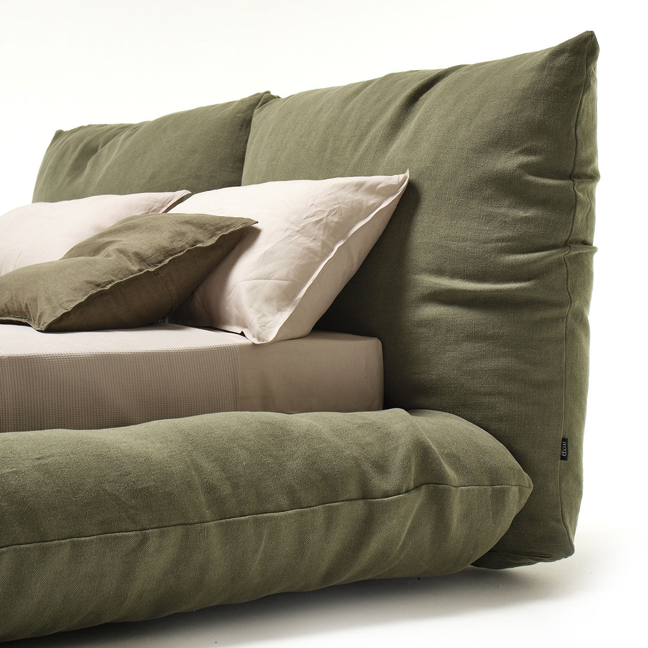Alba - Mogg Bed